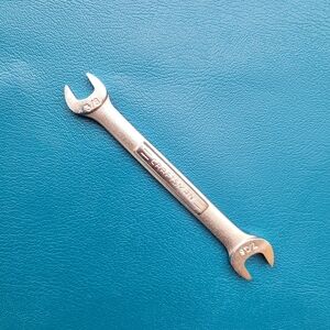 Craftsman 44572 A-AG 3/8" x 7/16" Open End WrenCraftsman Metallic Silver Wrench